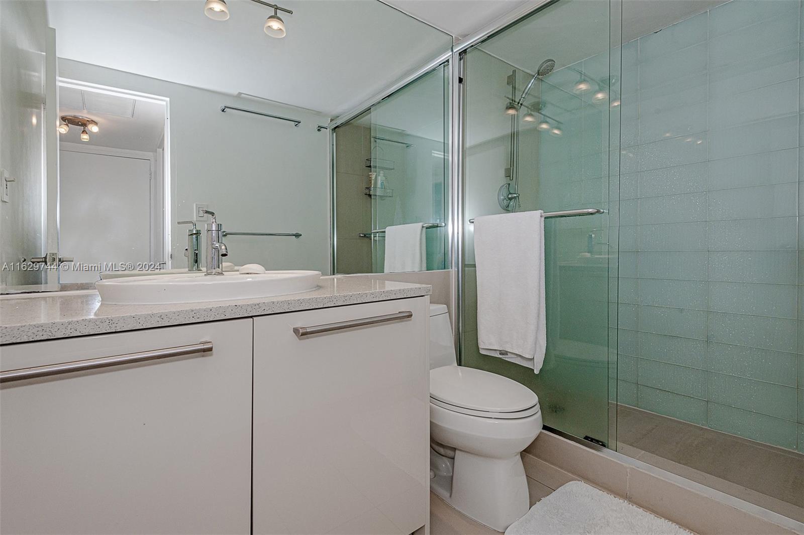 5151 Collins Ave # 1029