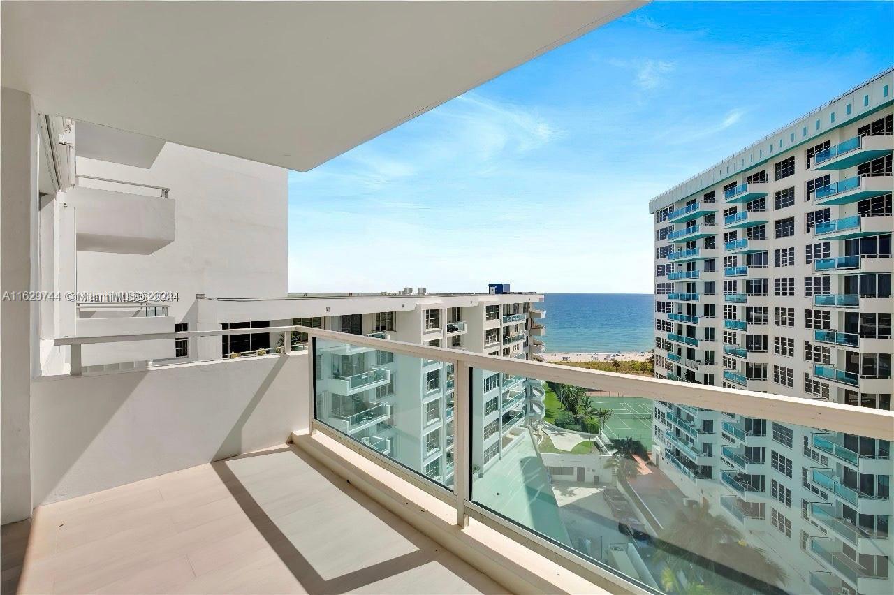 5151 Collins Ave # 1029