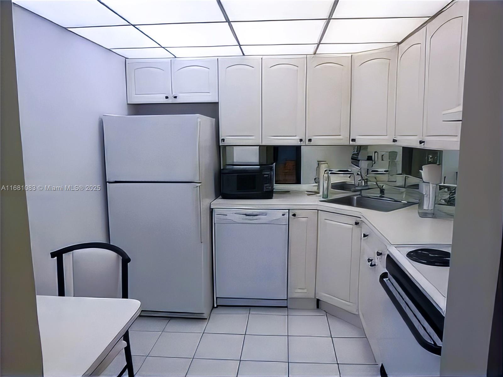 500 Three Islands Blvd # 116
