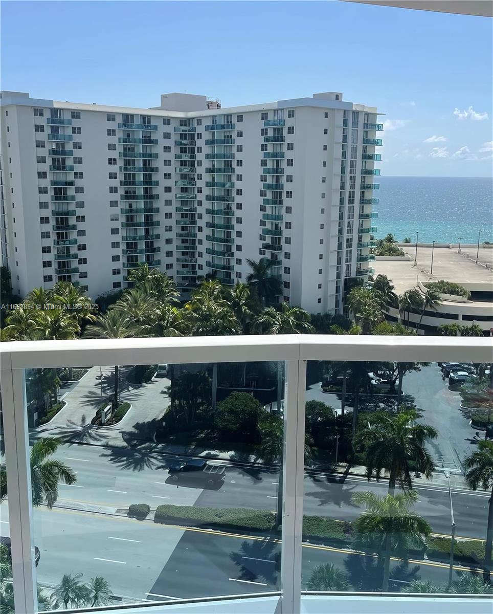 3800 S Ocean Dr # 1115