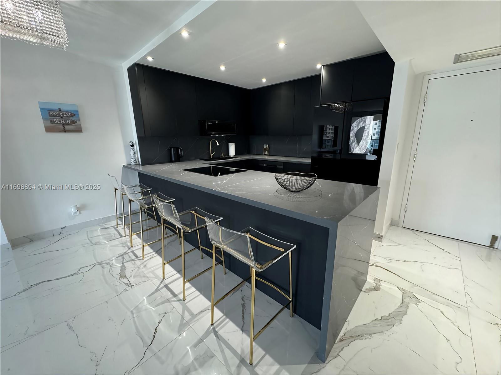 3800 S Ocean Dr # 1115