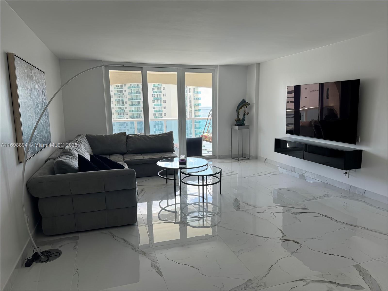 3800 S Ocean Dr # 1115