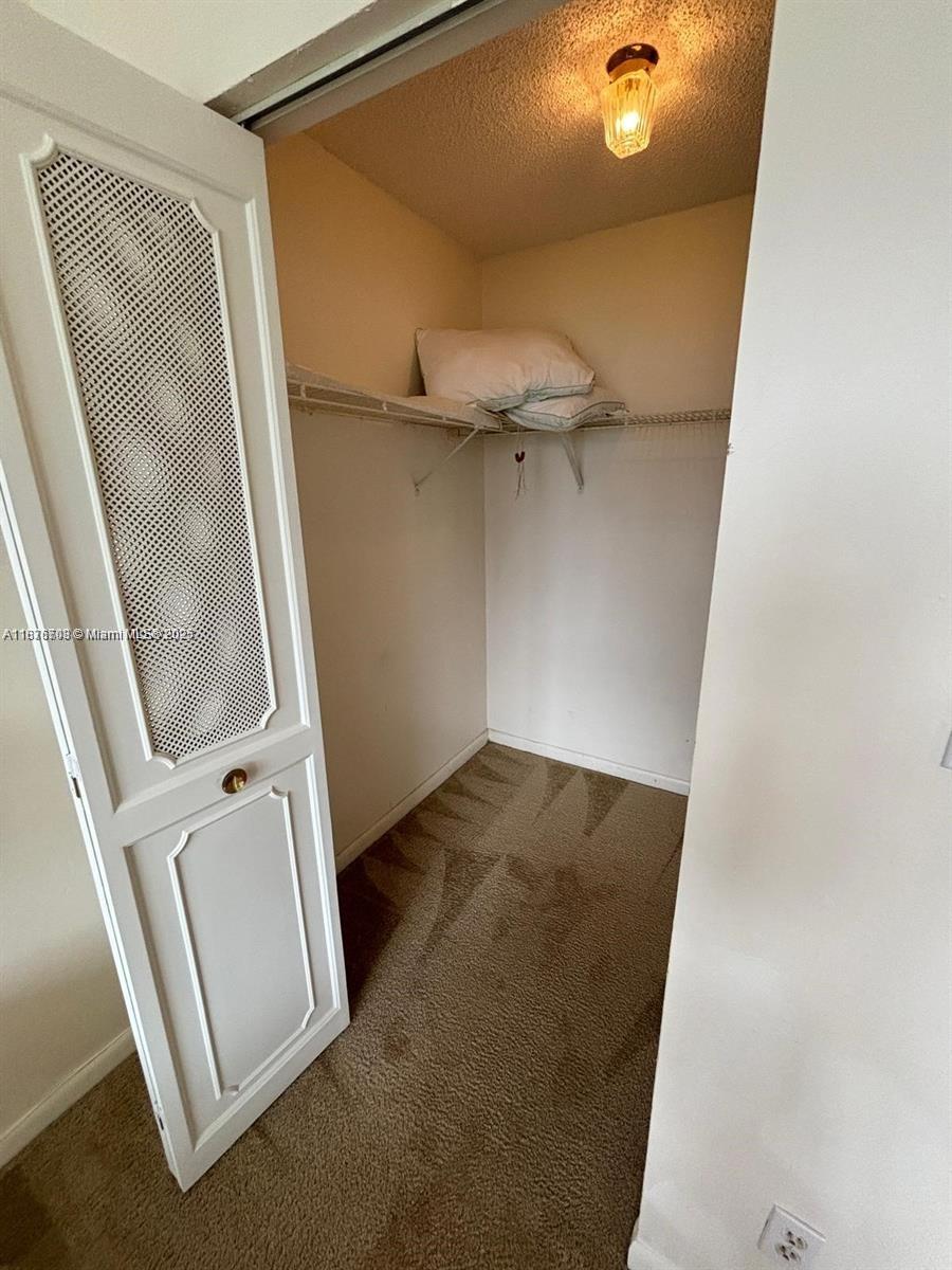 17011 N Bay Rd # 805