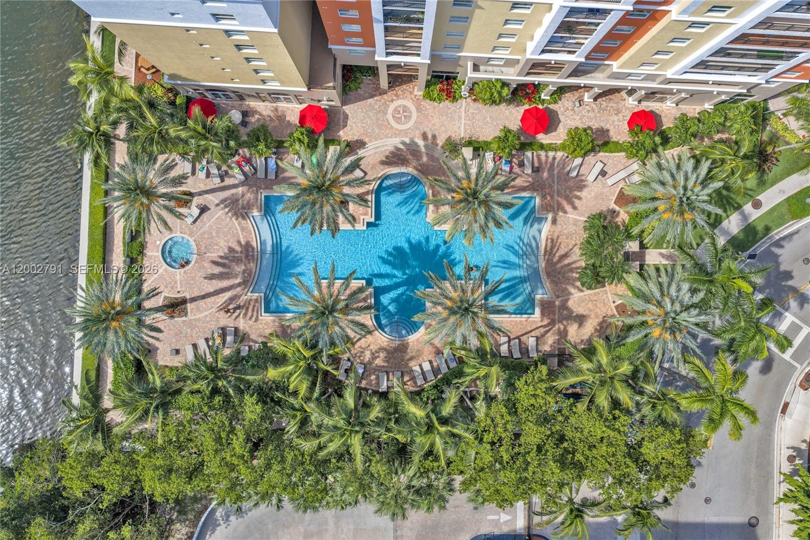 17125 N Bay Rd # 3204