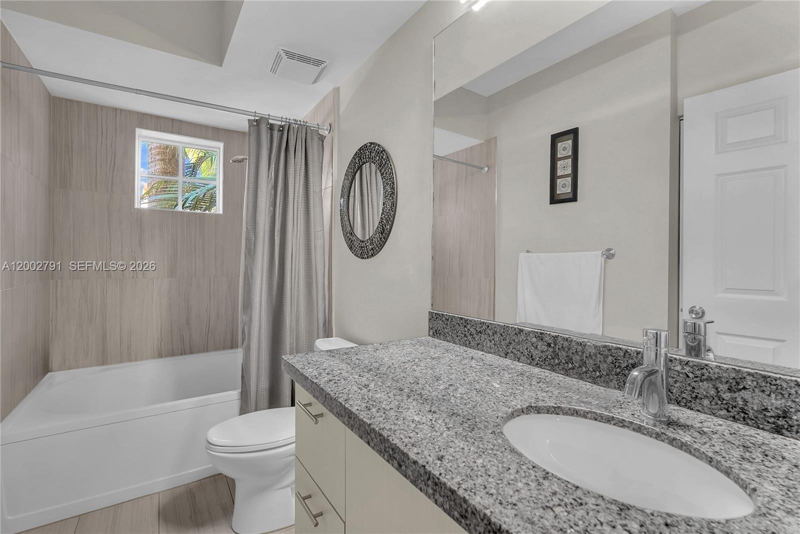 17125 N Bay Rd # 3204