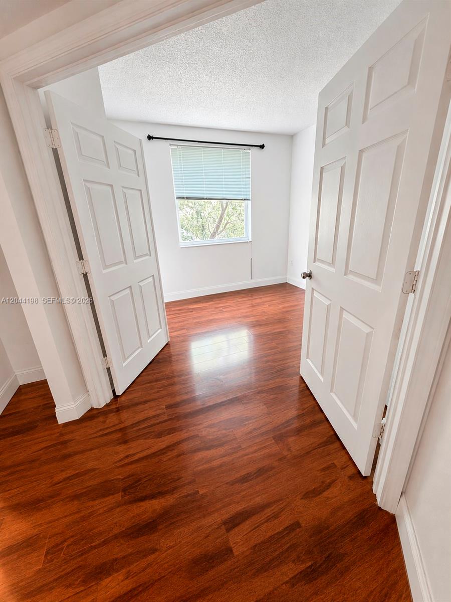 17145 N Bay Rd # 4307