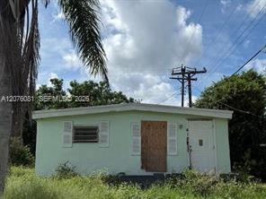418 S Cocoanut Rd