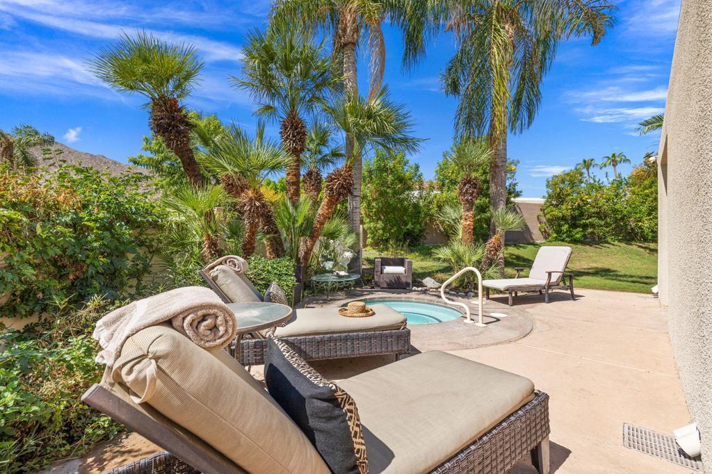 73497 Mariposa Dr