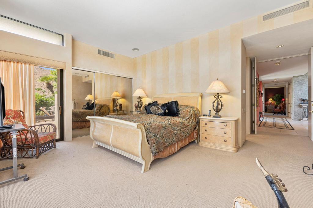 73497 Mariposa Dr