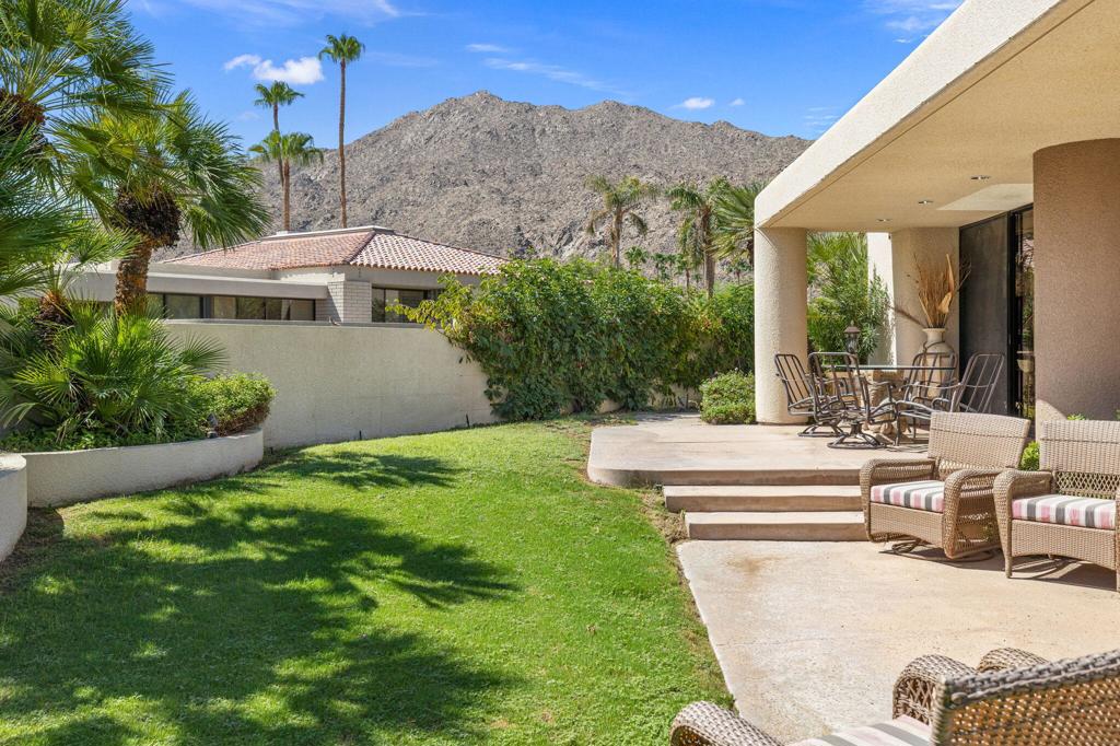73497 Mariposa Dr