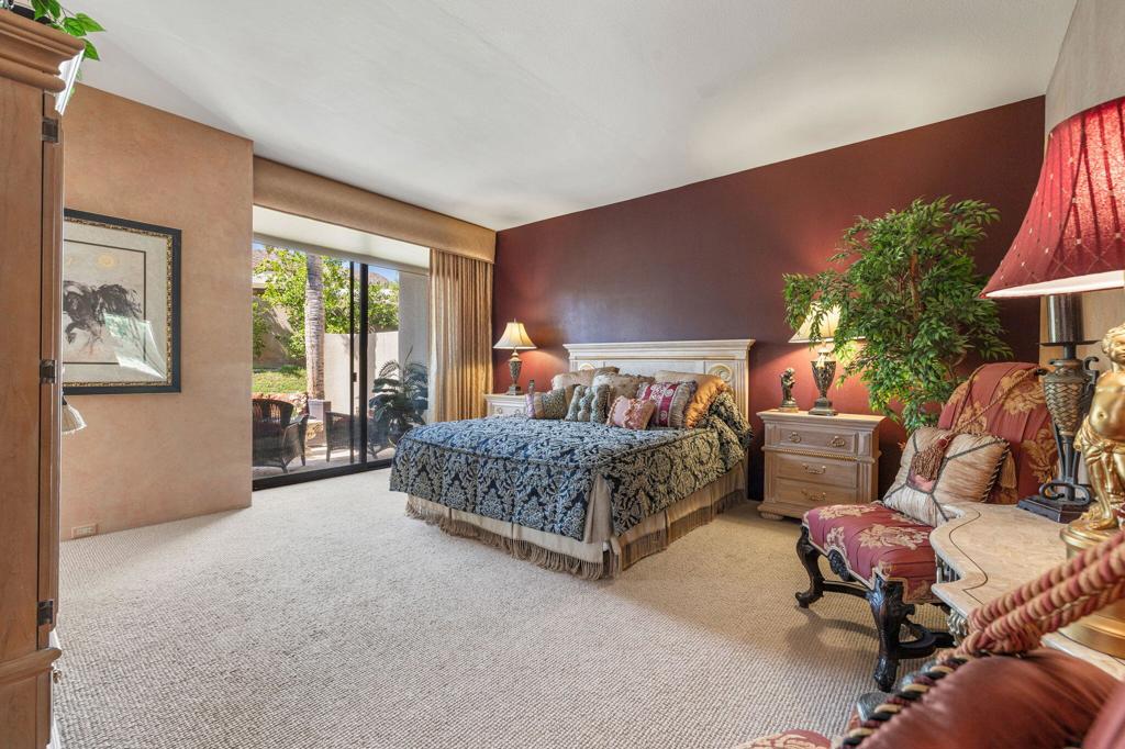 73497 Mariposa Dr