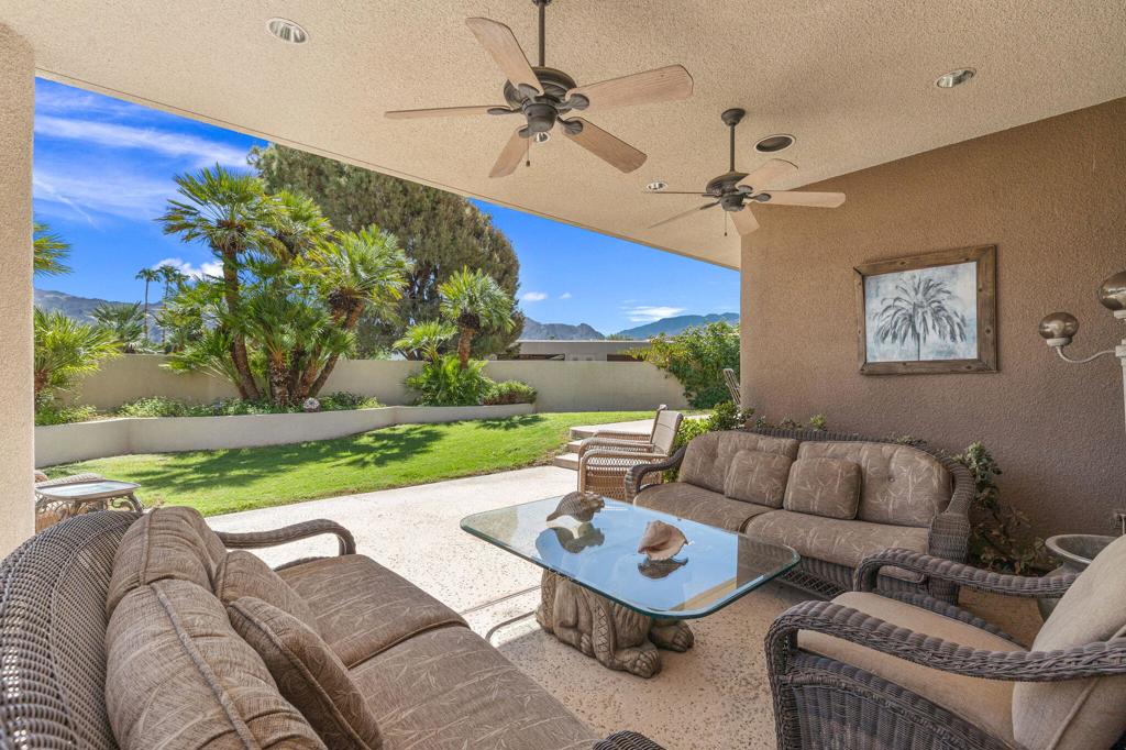 73497 Mariposa Dr