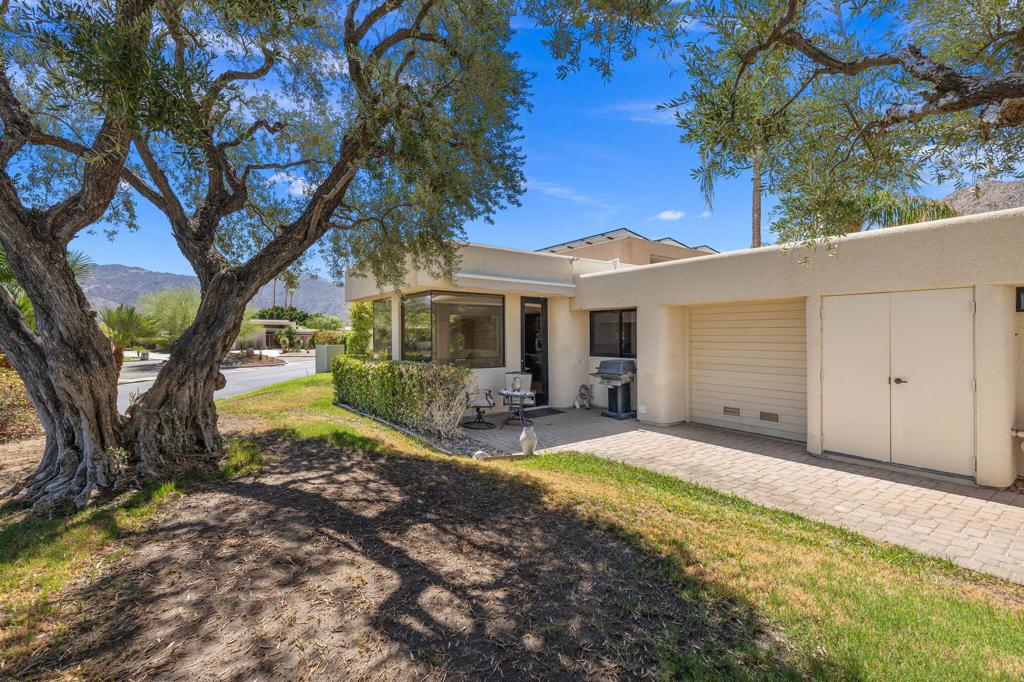 73497 Mariposa Dr