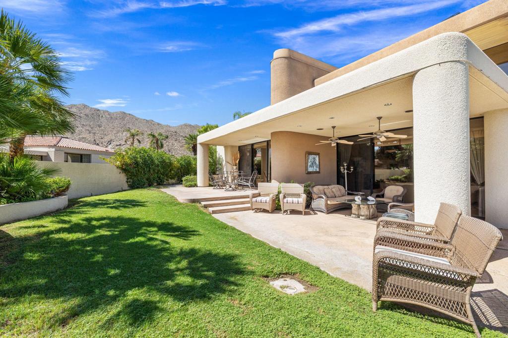 73497 Mariposa Dr