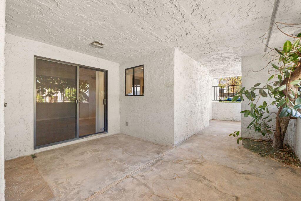 5301 E Waverly S 145