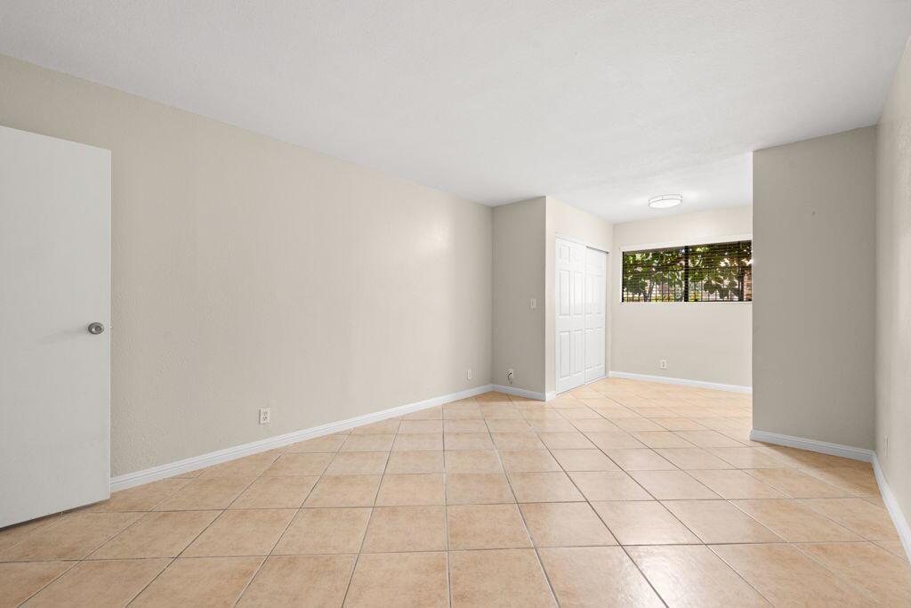 5301 E Waverly S 145