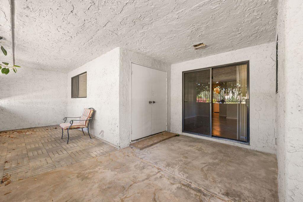 5301 E Waverly S 145