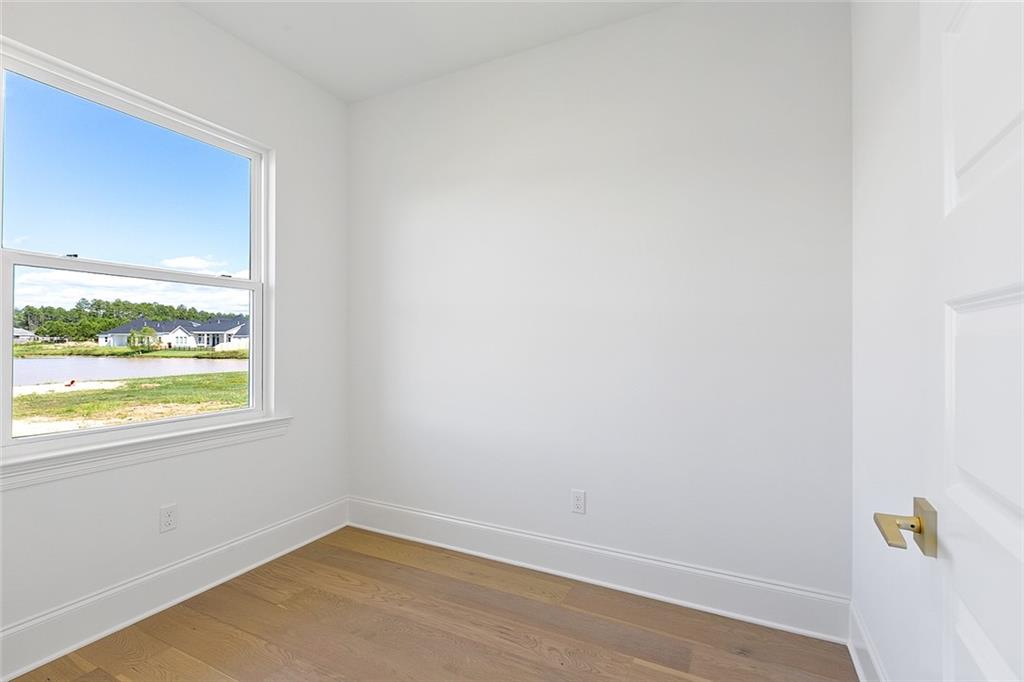 7043 BALD EAGLE Circle