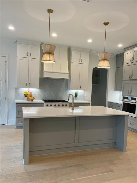 7043 BALD EAGLE Circle