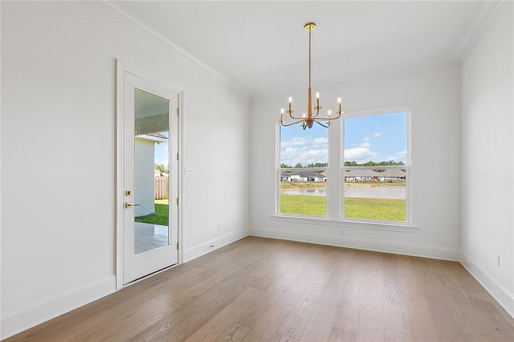 7043 BALD EAGLE Circle