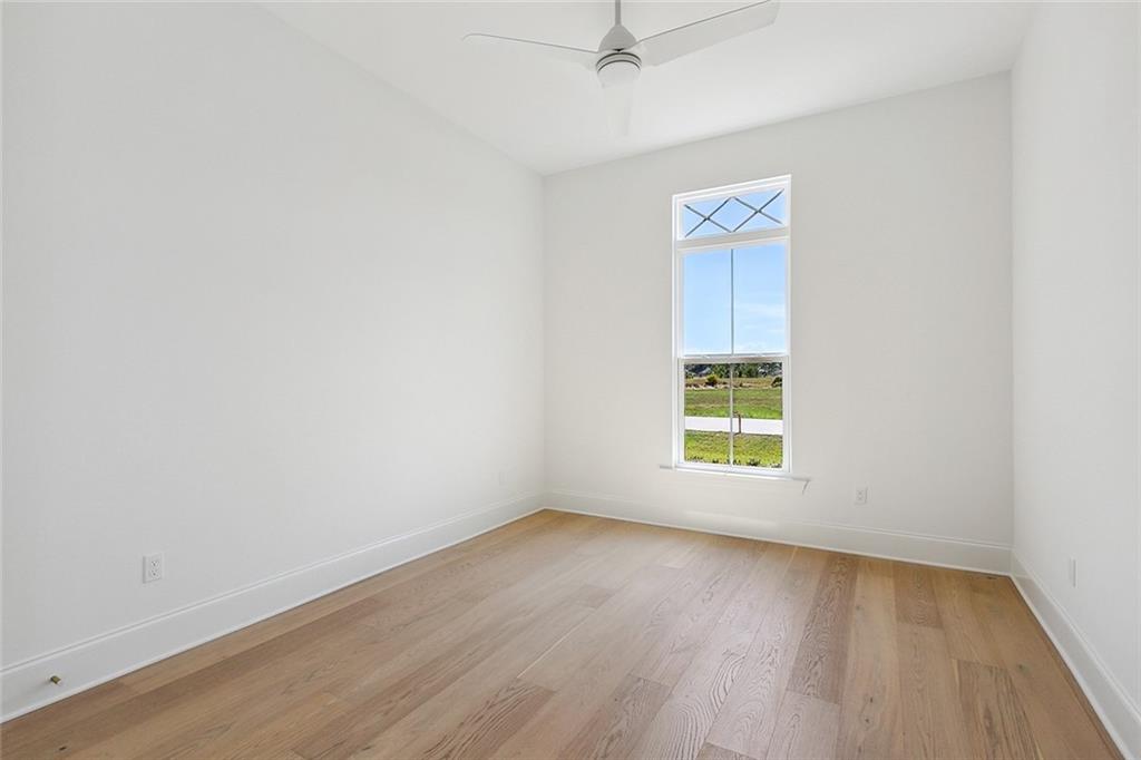 7043 BALD EAGLE Circle