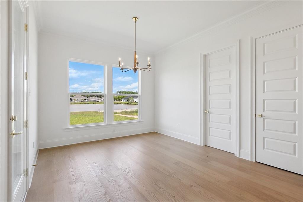 7043 BALD EAGLE Circle