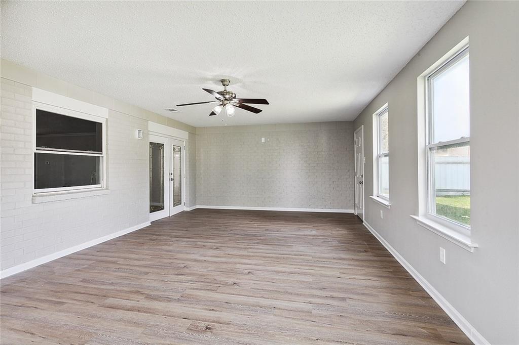 2524 COLORADO Drive