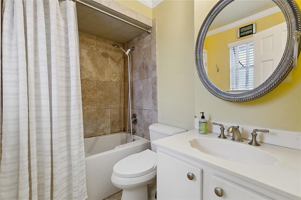 4521 TAFT Park