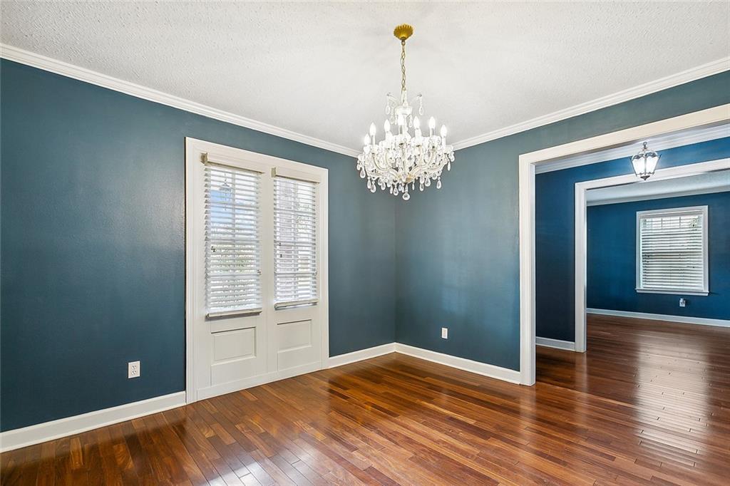 4521 TAFT Park