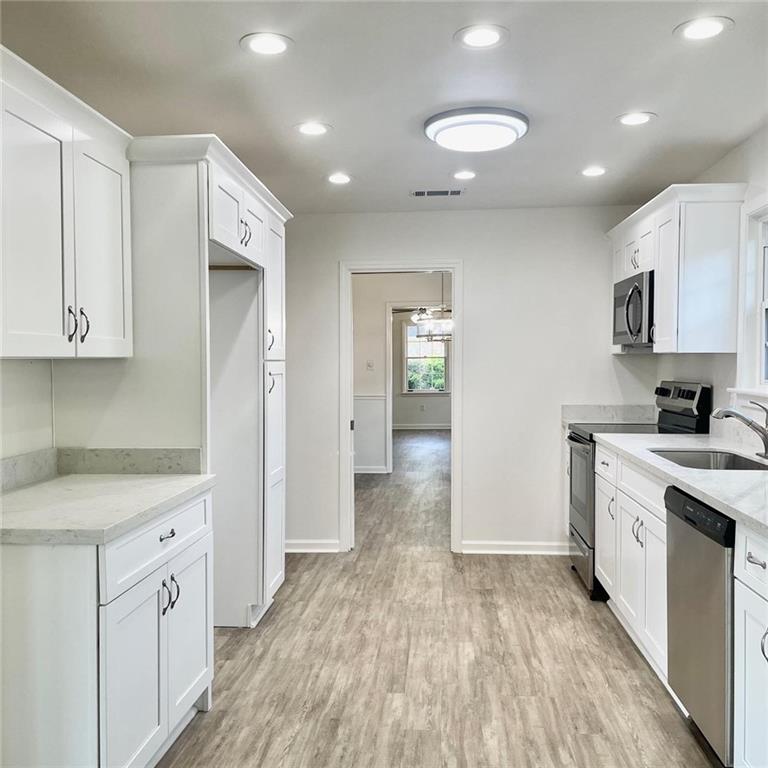 2705 SELLS Street