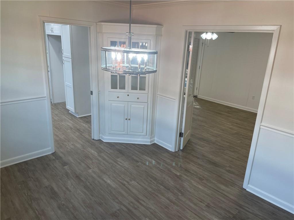 2705 SELLS Street
