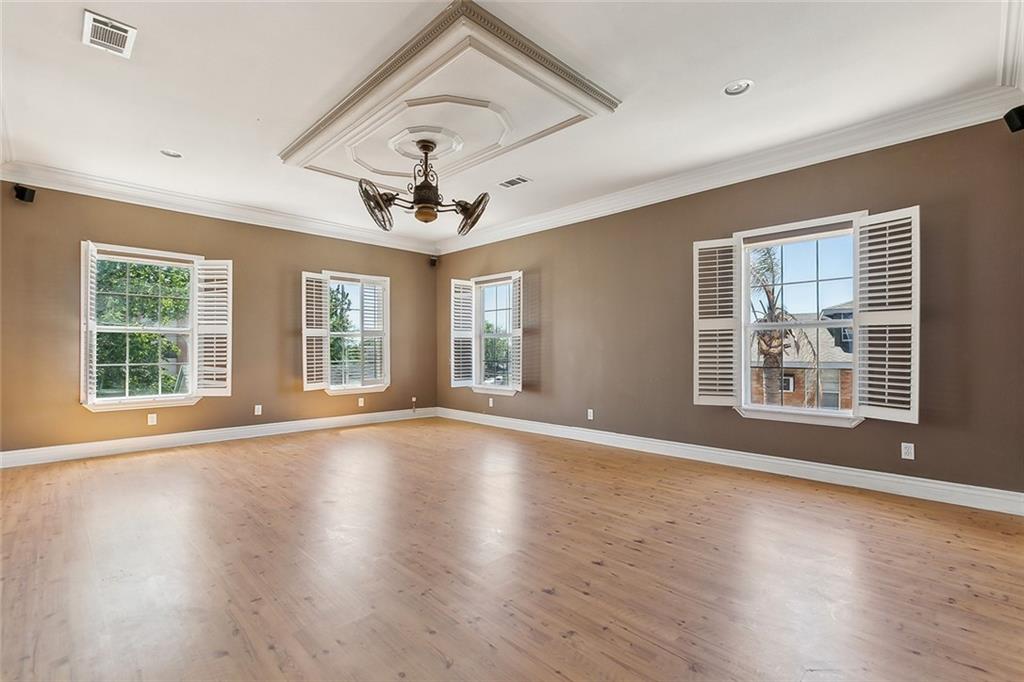 2804 LAKE VILLA Drive
