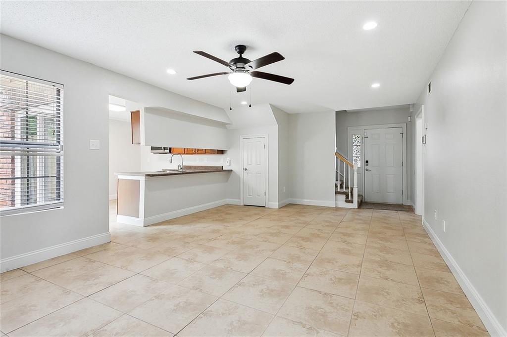1500 W ESPLANADE Avenue 43A