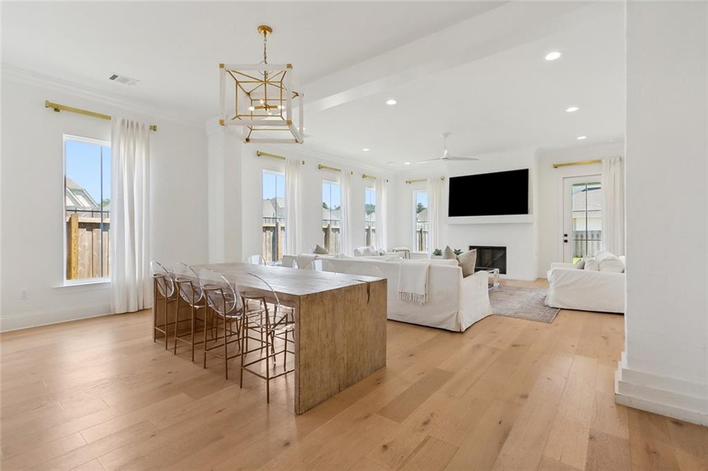 7005 BALD EAGLE Circle