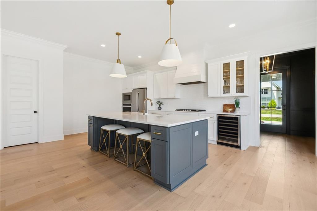 7005 BALD EAGLE Circle