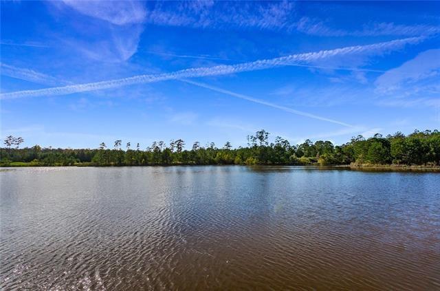7005 BALD EAGLE Circle
