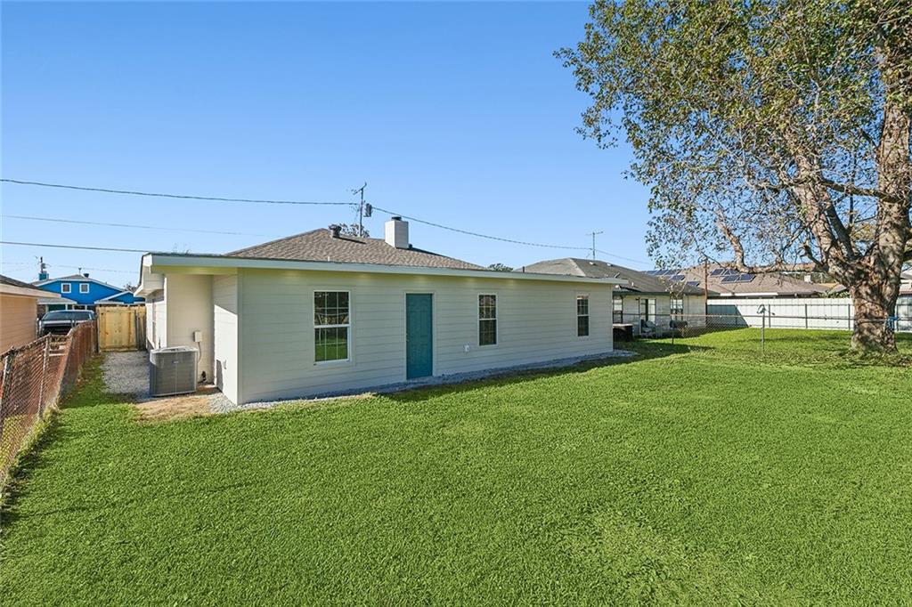 113 HONEYSUCKLE Lane