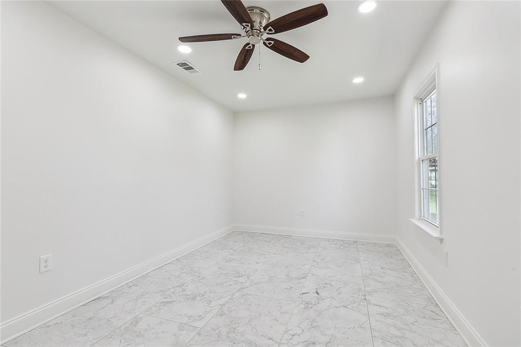 113 HONEYSUCKLE Lane