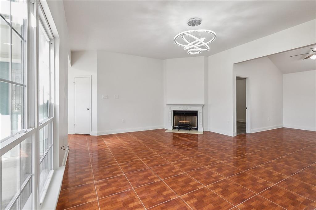 113 HONEYSUCKLE Lane
