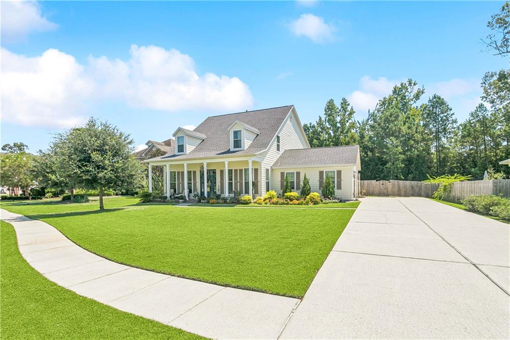 114 PINE CREEK Drive