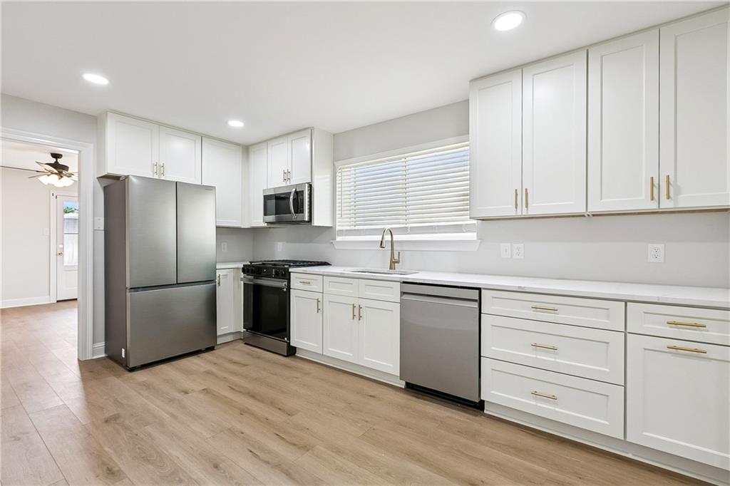 433 GREENMOUNT Drive