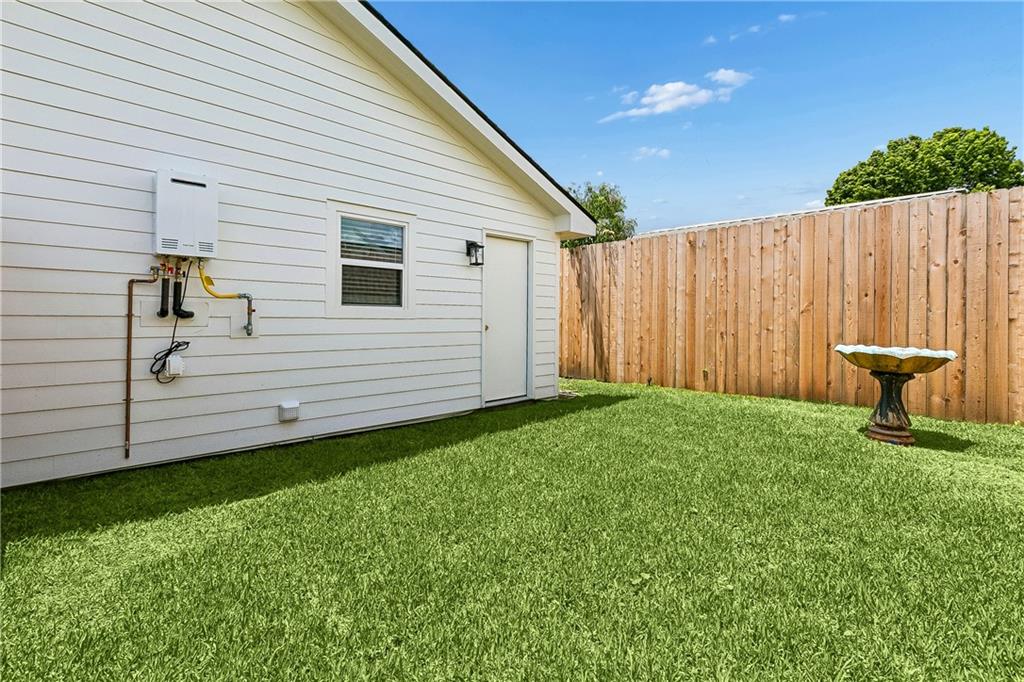 433 GREENMOUNT Drive