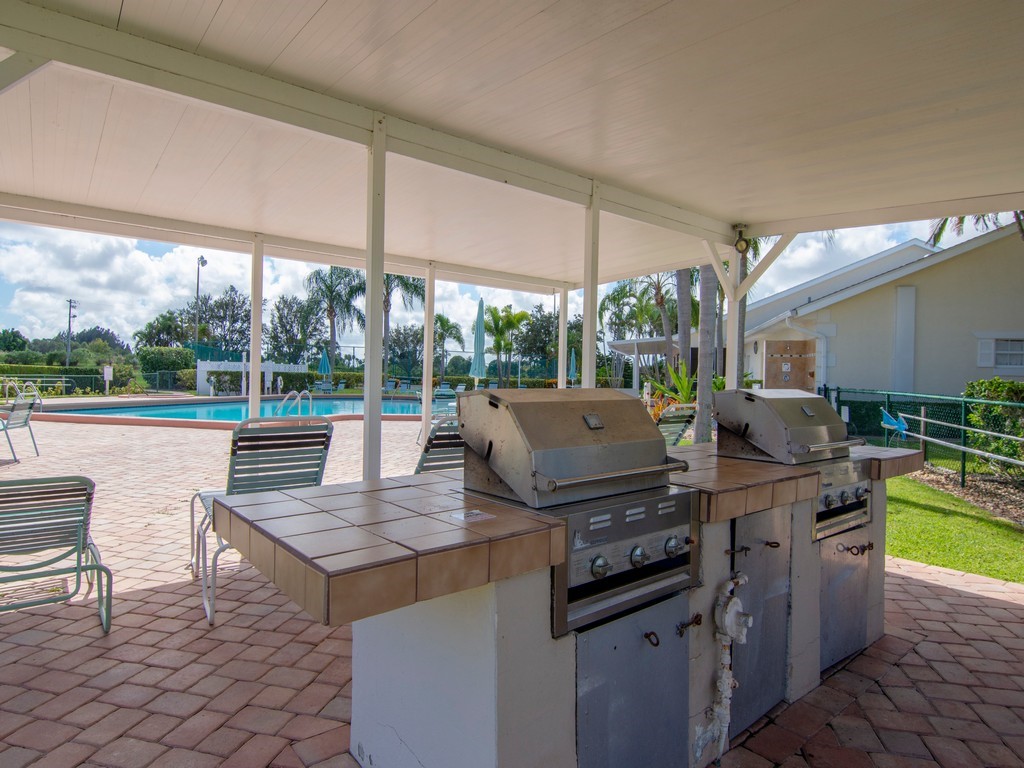 434 Grove Isle Circle 434