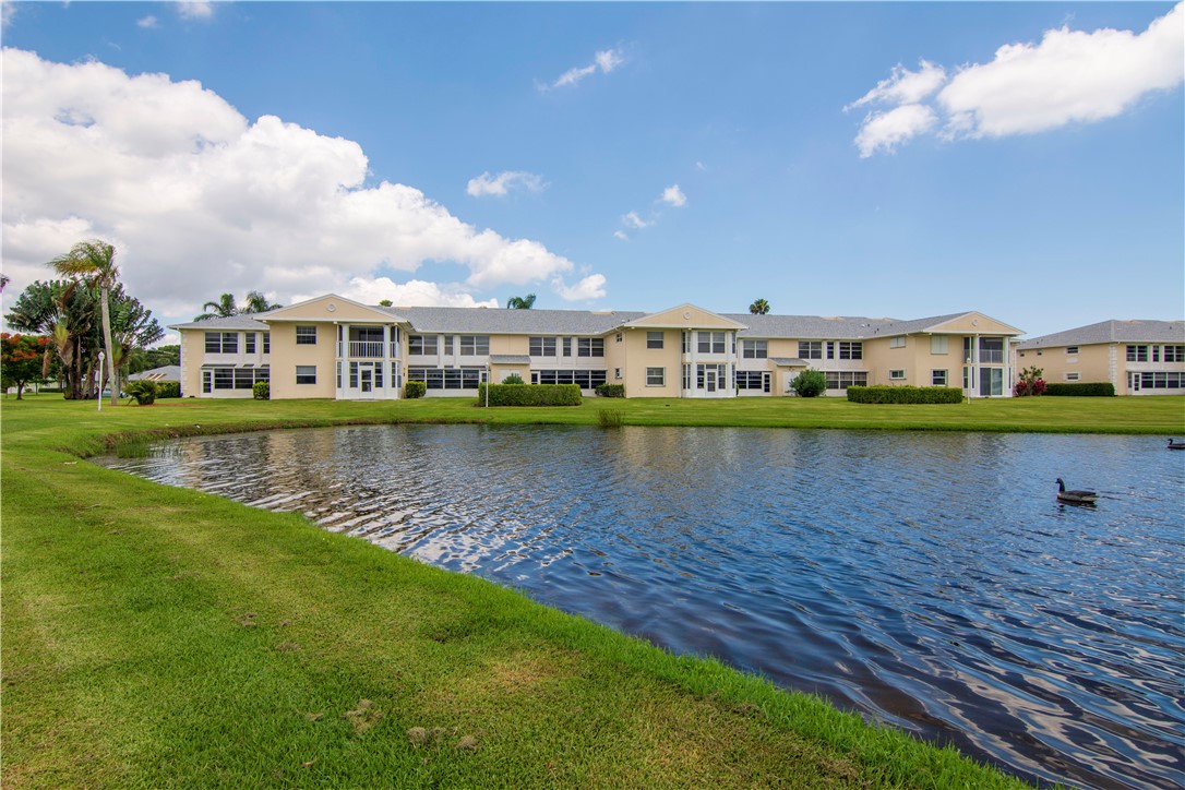 434 Grove Isle Circle 434