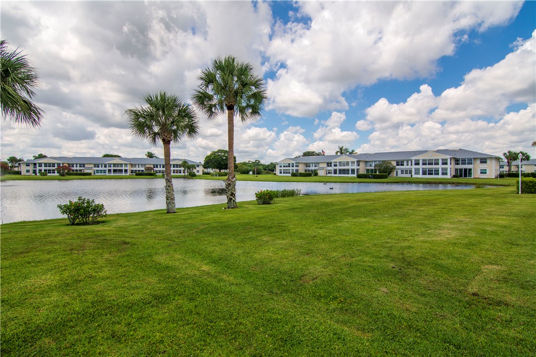 434 Grove Isle Circle 434