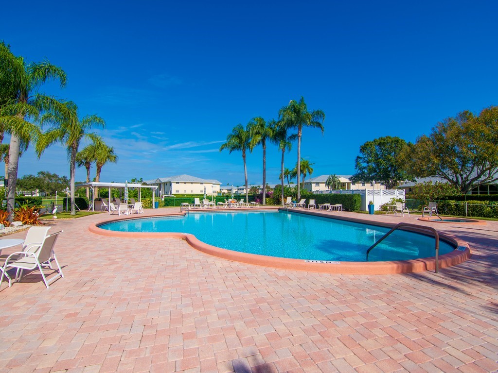 434 Grove Isle Circle 434
