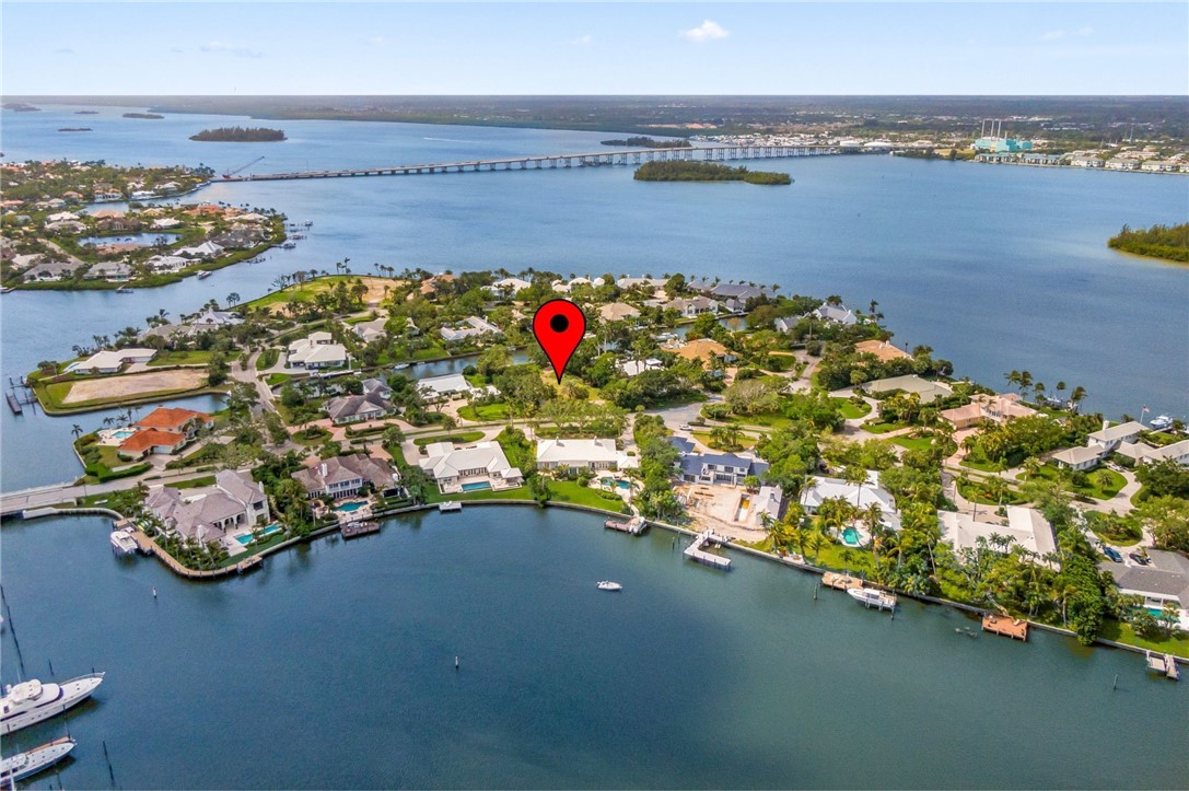 524 Bay Drive