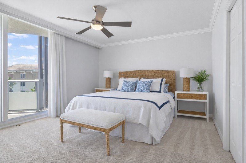 3554 Ocean Drive 403S