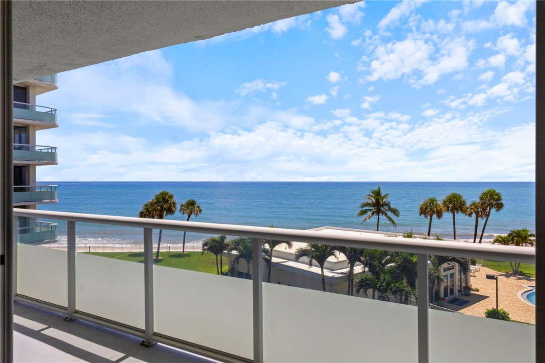 3554 Ocean Drive 403S