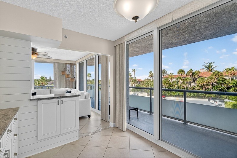 3554 Ocean Drive 302S